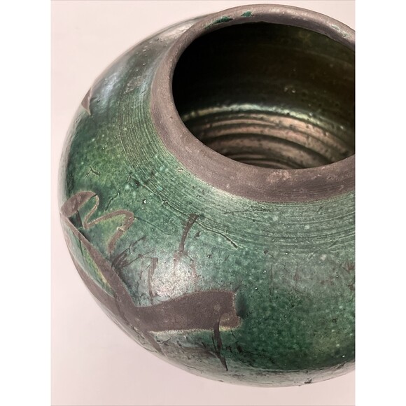 Raku Iridescent Green Tubac Signed Fish Art Pottery Vase Pot 8.5” Large - Picture 9 of 11